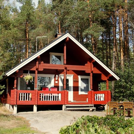 Tamminiemen Lomamoekit Villa Kustavi Luaran gambar